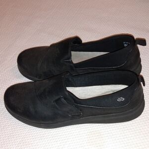 Cloudsteppers By Clarks Shoe 9.5